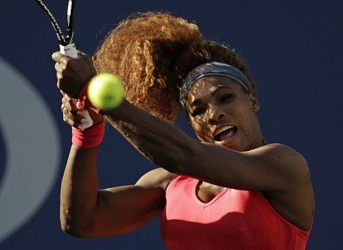 Serena Williams returns a shot to Li Na, of China, during the semifinals of the 2013 U.S. Open tennis tournament, Friday, Sept. 6, 2013, in New York. AP photo