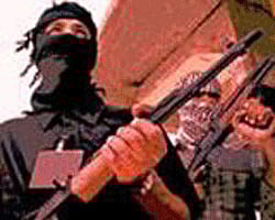 3 killed in militant attack on CRPF camp in Kashmir