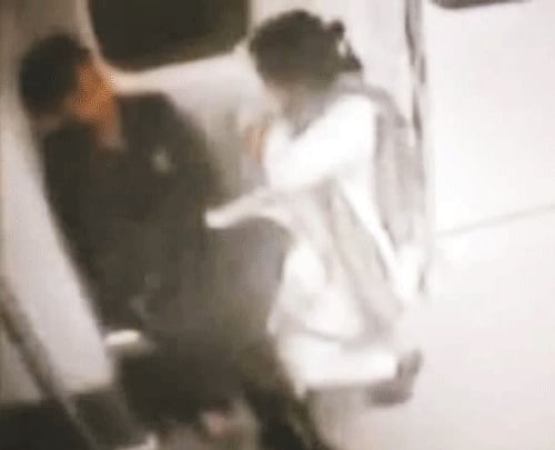 'For Rs.500, love birds can get space in Metro washrooms'