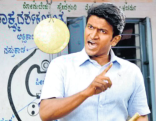 High-Profile message: Actor Puneeth Rajkumar during the filming of an advertisement for the Sarva Shiksha  Abhiyan in Bangalore on Friday. dh photo