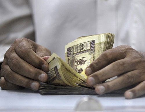 Indian cos offer 9.8% pay hikes to top executives: Survey