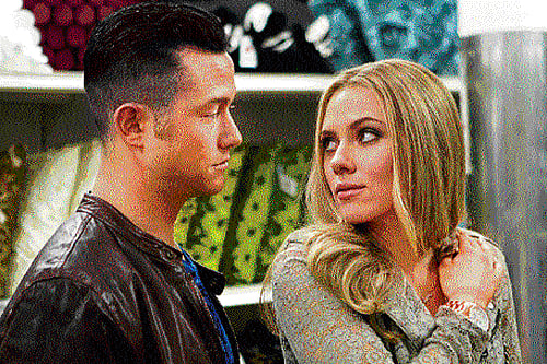 Romance: Joseph Gordon-Levitt & Scarlett Johansson in a still from 'Don Jon'.