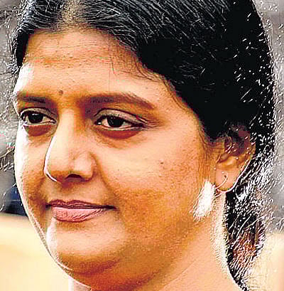 Bhanupriya in the film  Chatrapathi.