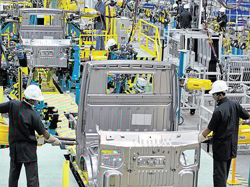 Global rating agency Moody's on Thursday said that India's economic recovery is likely to be slow in the second half of 2014, but the outcome of general elections could have an impact on the growth prospects of the country. DHNS