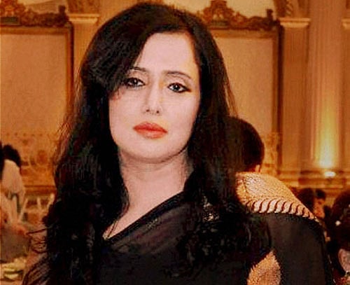 Pakistani journalist Mehr Tarar, at the centre of a raging controversy involving Union Minister Shashi Tharoor, today said she was ''absolutely shocked'' to learn of his wife Sunanda Pushkar's death. PTI File Photo