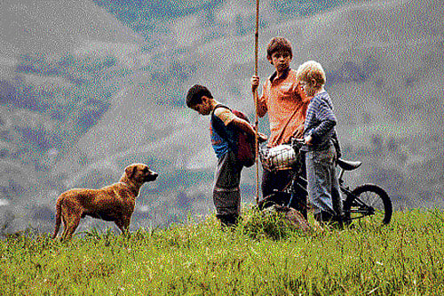 A still from the movie The Colours of the Mountain.