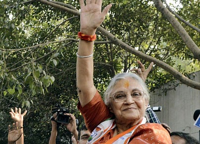 Spelling more trouble for Delhi former chief minister Sheila Dikshit and her ministers, the Aam Aadmi Party government on Thursday ordered registration of  an FIR on the alleged corruption in the purchase of streetlights during the Commonwealth Games. PTI File Photo
