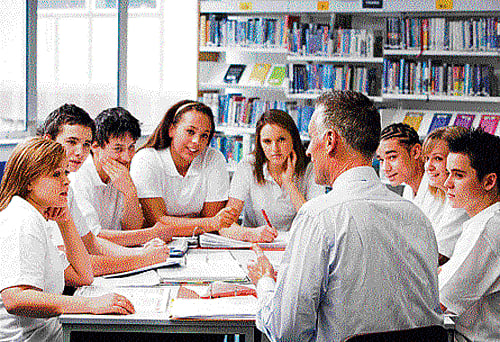 Steering discussion in the classroom