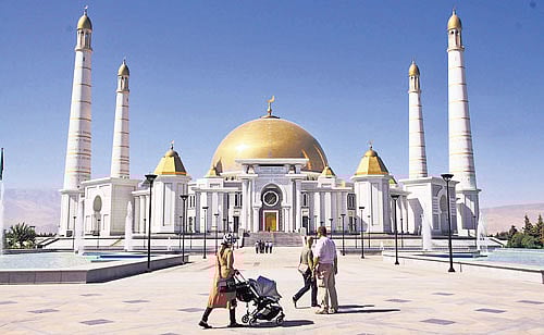 CENTRE OF CULTURES: For nearly a thousand years, Central Asiawas the one point where the trade-based economies and great cultures of the Middle East, Europe, India and China allmet. Itwas the intellectual and political centre of the Muslimworld.