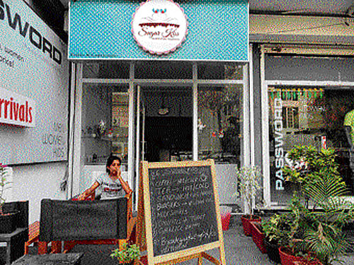 cosy: A customer at 'Sugar Kiss'.