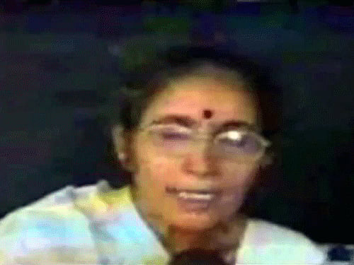 She has inadvertently been drawn in the political slugfest by Narendra Modi's rivals to target him, but decades of separation from Gujarat Chief Minister has not embittered Jashodaben, who fasts and prays for her husband to become the Prime Minister. Youtube Grab