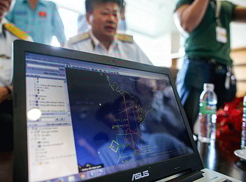 The search for a missing Malaysia Airlines jetliner resumed on Saturday, five weeks after the plane disappeared from radar screens, amid fears that batteries powering signals from the black box recorder on board may have died. Reuters file photo