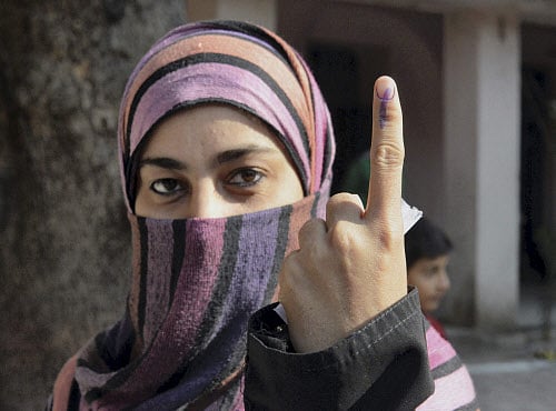 Single-phase polling for 28 Lok Sabha seats in Karnataka began this morning to decide the fortunes of 435 candidates in a close fight between the ruling Congress and BJP. PTI File Photo