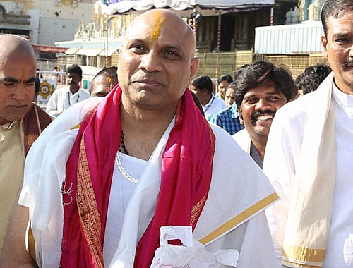 Union Minister M M Pallam Raju of the Congress, who has represented the coastal Kakinada constituency in 2004 and again in 2009, is facing an uphill task in uniting Congress cadres and fighting elections at the same time. PTI File Photo