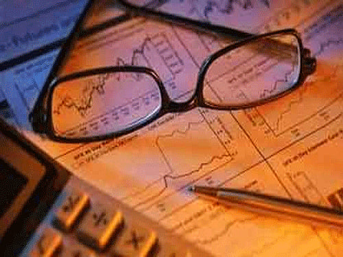 Mutual funds lost about 33 lakh investors, measured in terms of individual accounts or folios, in the last financial year, 2013-14, primarily on account of volatility in equity market.PTI photo