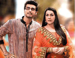 Amrita Singh from the movie '2 states'. Movie still
