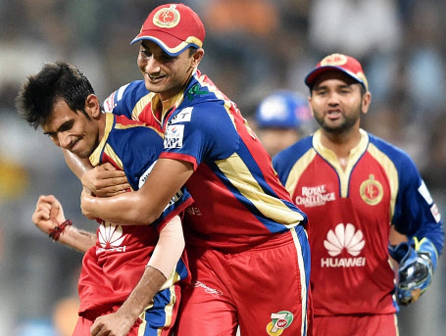 After losing from a position of strength in their previous encounter, the diffident Royal Challengers Bangalore will lock horns against bottom-of-the-table Delhi Daredevils in an IPL game here tomorrow. PTI file photo