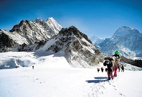 The deceased are identified as 35-years-old Chhanda Gayen from West Bengal, Temba Sherpa, 24, and Dawa Wangju Sherpa, 28, of Nepal, according to District Police Office.DH photo for representation purpose