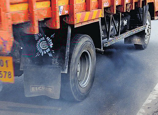 Bangalore is among the top 10 polluted cities in the country as found by the Ministry of Environment and the prime cause is the pollution caused by motor vehicles. But, there is no mechanism as such to check the increasing vehicular pollution that is affecting the air quality and health of people in the so-called Garden City. DH photo