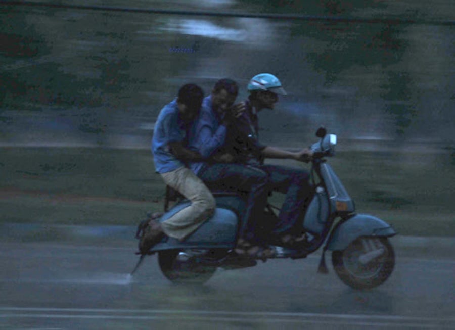 Intermittent rain continued to lash Dakshina Kannada district on Wednesday. Though the sky remained overcast the whole day, Mangalore received moderate rain accompanied by lightning in the evening. DH file photo