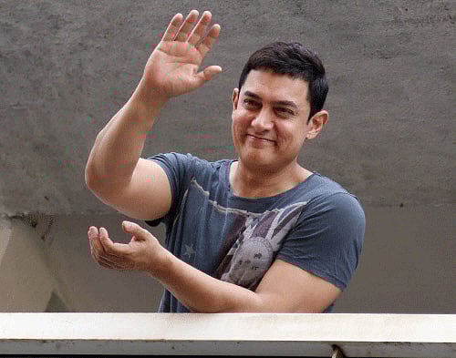 The actor began his interaction with reporters by saying, ''Mujhe yahan Bihar aa kar badi khushi huee hai (I am very happy to have come here to Bihar).'' PTI file photo