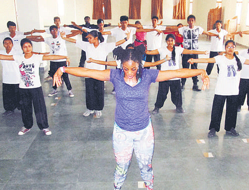 Moving it to heal the pain