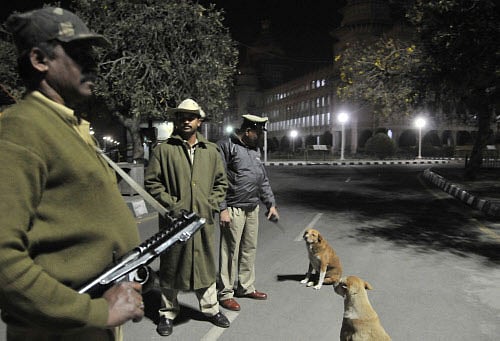 The City police are contemplating action against sub-inspector B Dhananjaya, who has gone underground following cases registered against him by the Delhi police for allegedly raping and cheating a model. DH file photo