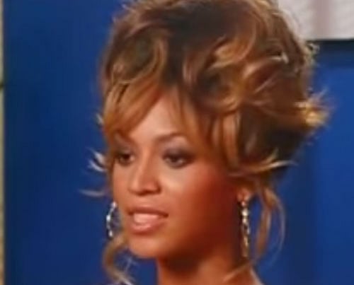 Singer Beyonce Knowles bagged numerous trophies at MTV Video Music Awards (VMA) 2014 held here Sunday night / Screen Grab