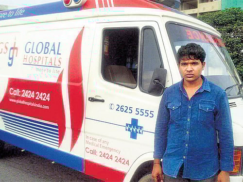 S R Devaraju, who drove the ambulance carrying the heart of a 30-year-old brain-dead woman, from BGS Global Hospital in Kengeri to Kempegowda International Airport on Wednesday. DH photo
