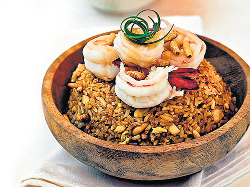 Mr Hong, the oriental all-day dining restaurant and bar in Orion Mall, strives to offer authentic Asian fare in the City.