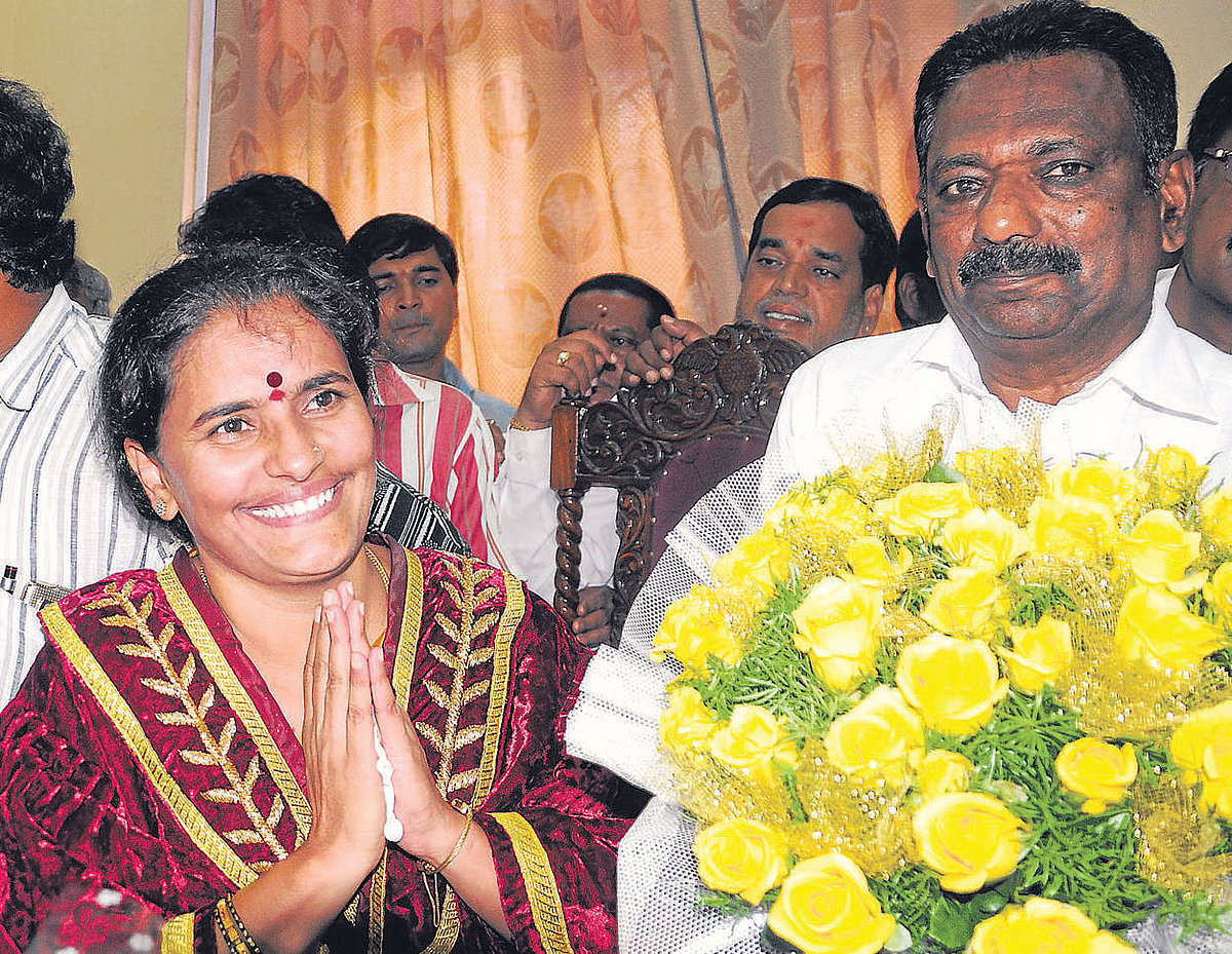 Shanthakumari is Mayor, Ranganna her deputy