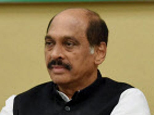 With NCP not budging from its demand, Maharashtra Congress President Manikrao Thakre said his party was willing to give its ally a few seats but if it remains inclined towards a particular number then things will not work out. PTI FIle Photo