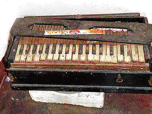 Soulful tunes: An antique harmonium at the Vidwan Chintalapalli Venkatrao Memorial Bhavan. photos by author