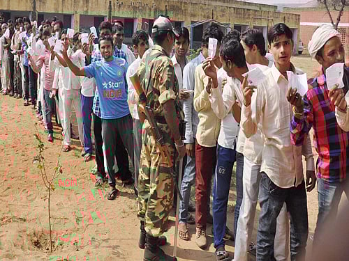 Counting begins, BJP takes early lead