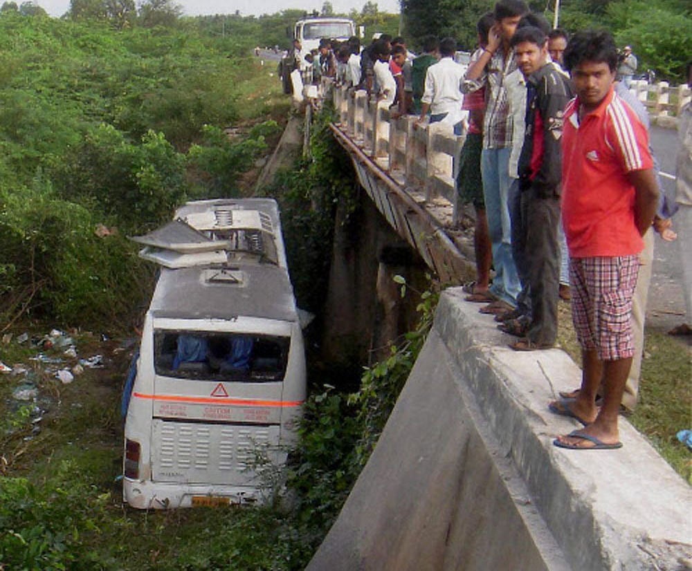 Nine killed in road accident in Assam
