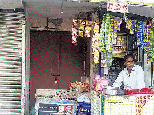 The lone government-run opium shop on Desh Bandhu Gupta Road in Central Delhi. Dh photo
