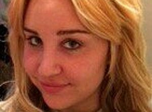 Troubled actress Amanda Bynes was caught sleeping on a couch at the Beverly Center shopping mall in Los Angeles. Photo: Twitter