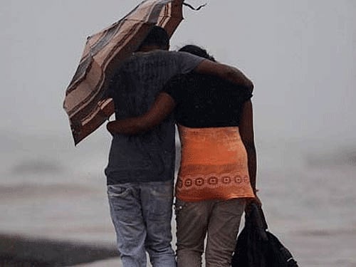 Women with variations in a particular gene are more likely to cheat on their partners, according to a new study which suggests that infidelity may be inherited. Reuters file photo. For representation purpose