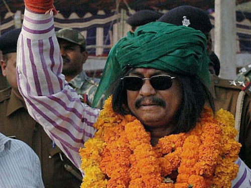 But five years ago, Tamad kicked up a political storm when the then Jharkhand chief minister and one of the tallest tribal leaders from the state, Shibu Soren, lost a by-election from this reserved constituency to Independent candidate Raja Peter. DH file photo