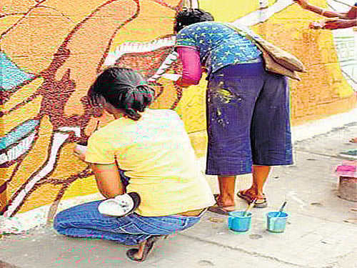 A&#8200;mural in Indiranagar.