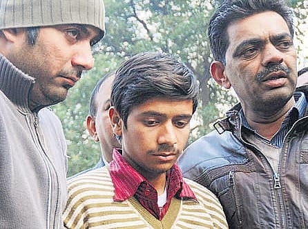 Dr Ashok Yadav (left) who was arrested for planning the acid attack. DH photo