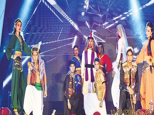 striking A fashion show in progress.