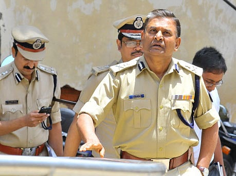 The four suspected Indian Mujahideen (IM) operatives, arrested by the Bengaluru police last week, are said to have received money through hawala channel from their handlers abroad to carry out terror activities in the country. DH FIle Photo