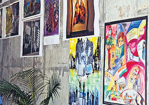 Rare confluence of economic theories, art at IIMB exhibition