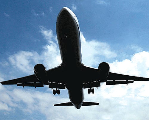 Vietnam Airlines to Reduce Domestic Flights Amid Jet Fuel Supply Crisis