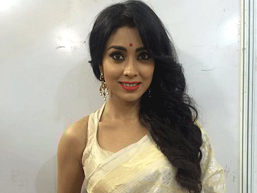 Leading south Indian actress Shriya Saran today visited the second Kochi-Muziris Biennale, describing the contemporary art event as the best way to connect to the world.Image courtesy: Twitter