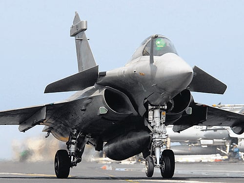 Air Force Chief Arup Raha on Thursday said the service does not have a Plan B on the procurement of 126 fighter jets, ruling out speculation on increasing the intake of Russian Su-30 MKI to replace French-made Rafale.DH File photo