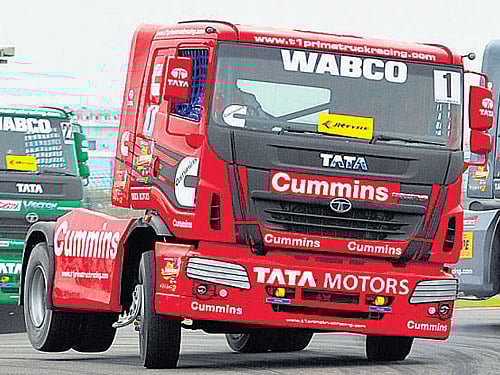 Trucks in action during the T1 Prima Truck Racing  Championship 2015 at BIC. DH Photo/ E S Sudheendra Prasad