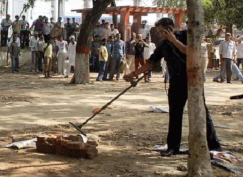 The explosion occurred yesterday outside a restaurant in the Hub industrial area, which links Karachi with the troubled Balochistan province, as a vehicle carrying President's son Salman Mamnoon passed by. PTI file photo for representational purpose only