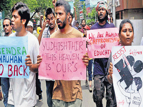 Students of Satyajit Ray Film and Television Institute protest in Kolkata on Tuesday over the appointment of Gajendra Chauhan as FTII, Pune, chief. PTI photo